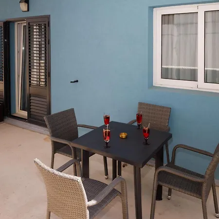 Holiday home Blue Makarska